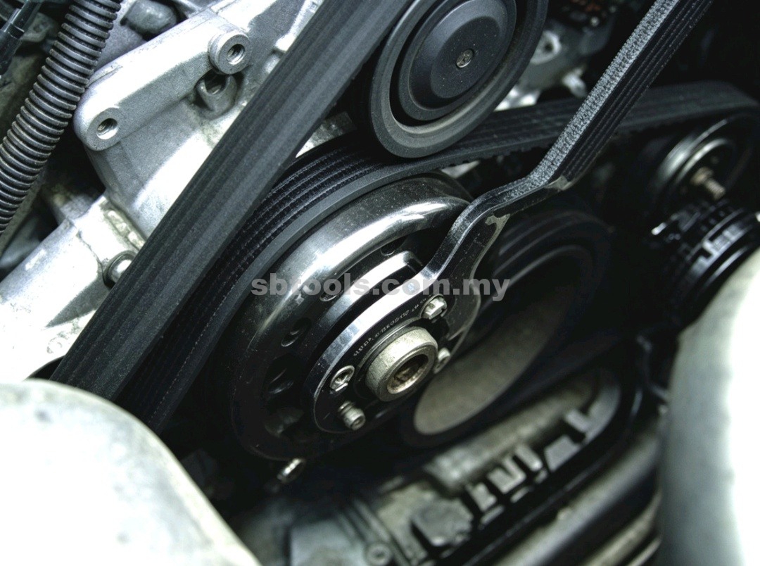 SB TOOLS Benz Fan Clutch Holder - Image 2